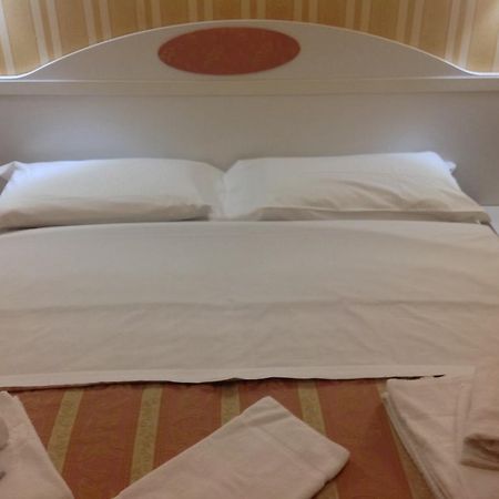 Rome Palace Ruang foto