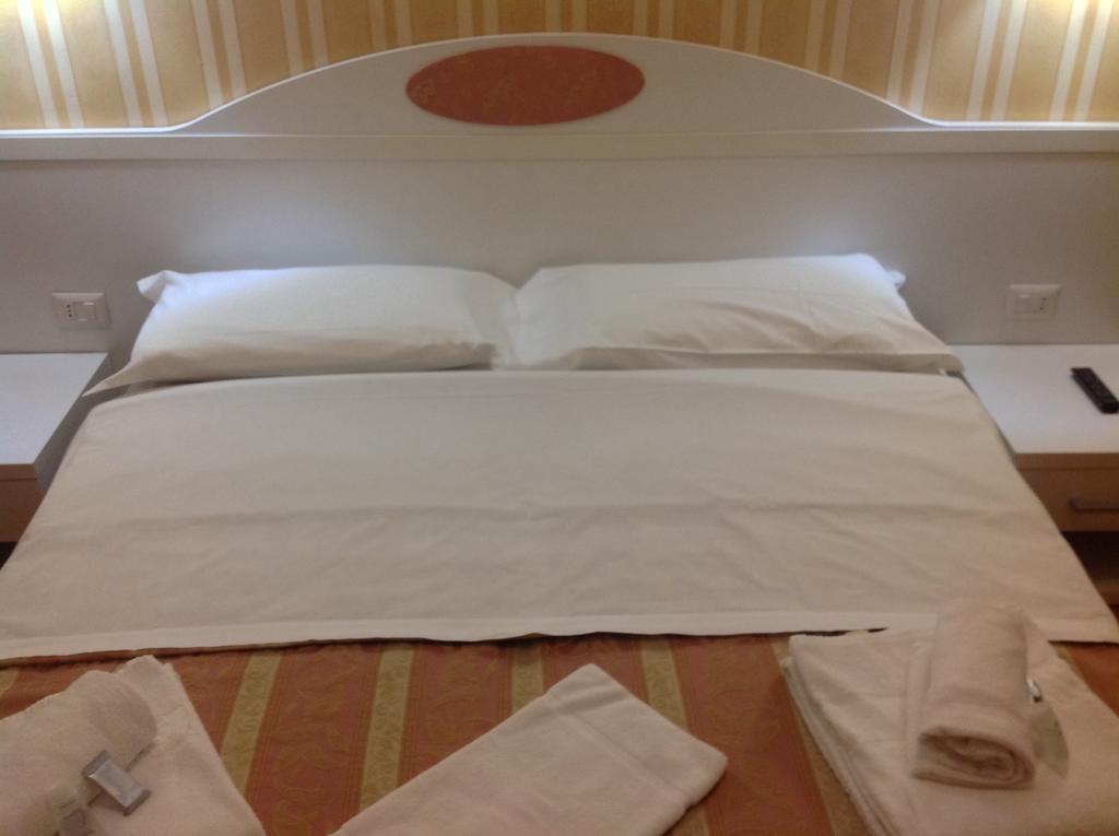 Rome Palace Ruang foto