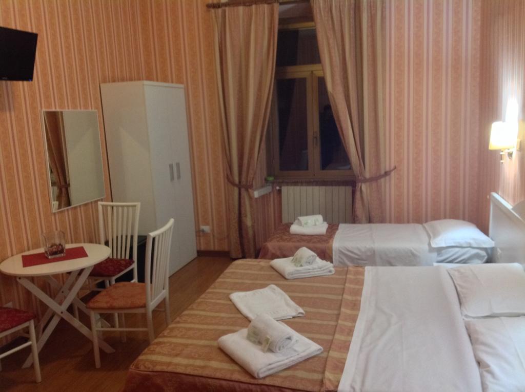 Rome Palace Ruang foto